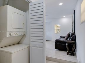 1629 NW 43rd St, Miami FL 33142