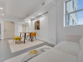 111 E Flagler St 506, Miami FL 33131