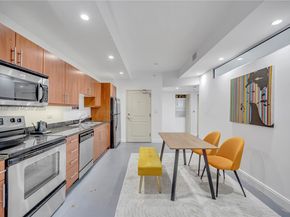 111 E Flagler St 506, Miami FL 33131