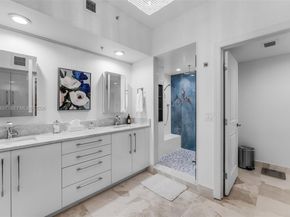 333 Las Olas Way 2505, Fort Lauderdale FL 33301