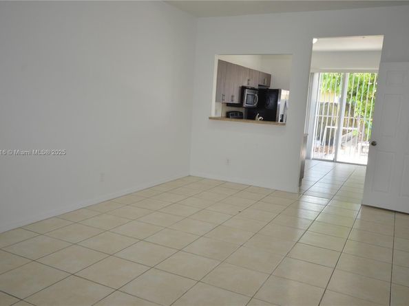 1616 SW 2nd St 1616, Homestead FL 33030