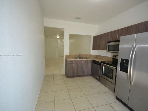 1616 SW 2nd St 1616, Homestead FL 33030