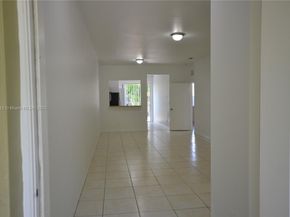 1616 SW 2nd St 1616, Homestead FL 33030
