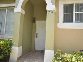 1616 SW 2nd St 1616, Homestead FL 33030