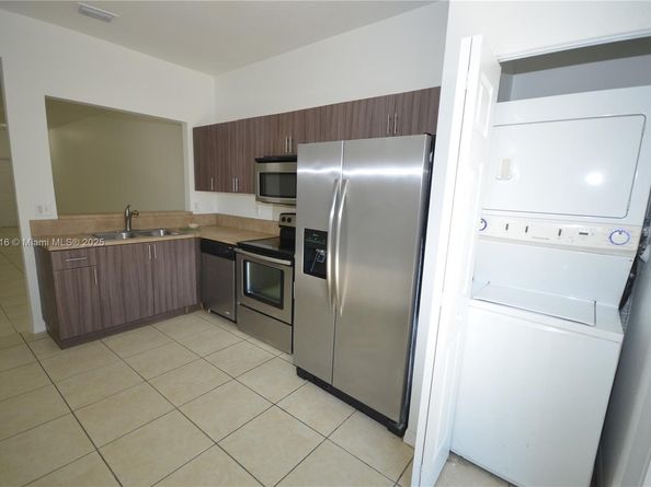 1616 SW 2nd St 1616, Homestead FL 33030