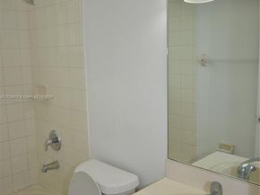 1616 SW 2nd St 1616, Homestead FL 33030