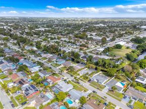 6534 NW 2nd St, Margate FL 33063