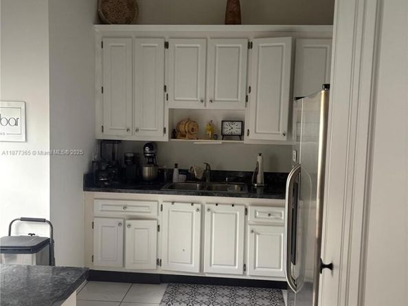 6604 SW 152nd Pl 2604, Miami FL 33193