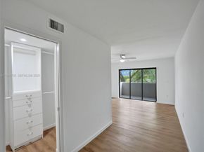 1891 N 61st Ave B215, Hollywood FL 33024