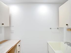 1891 N 61st Ave B215, Hollywood FL 33024