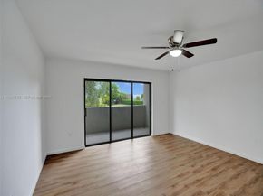 1891 N 61st Ave B215, Hollywood FL 33024