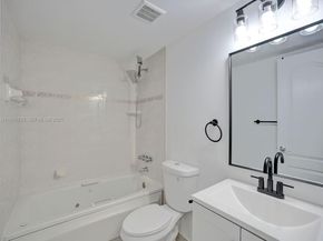 1891 N 61st Ave B215, Hollywood FL 33024