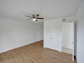 1891 N 61st Ave B215, Hollywood FL 33024