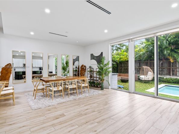 1816 SW 23rd St, Miami FL 33145
