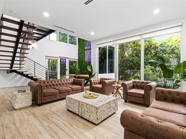 1816 SW 23rd St, Miami FL 33145