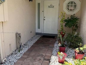 8964 NW 38th Dr 7, Coral Springs FL 33065