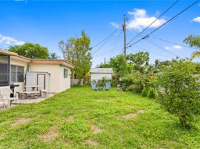 3202 Taft St, Hollywood FL 33021