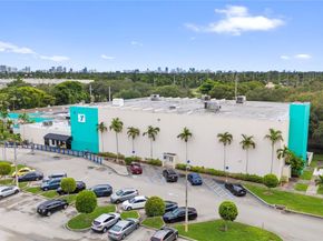 3202 Taft St, Hollywood FL 33021