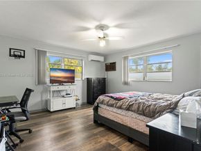 3202 Taft St, Hollywood FL 33021
