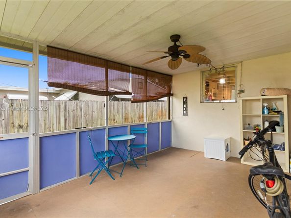 3202 Taft St, Hollywood FL 33021