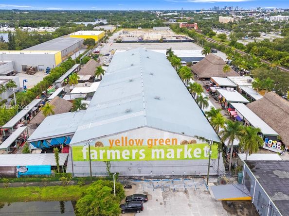 3202 Taft St, Hollywood FL 33021