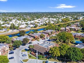 6241 SW 116th Pl B, Miami FL 33173