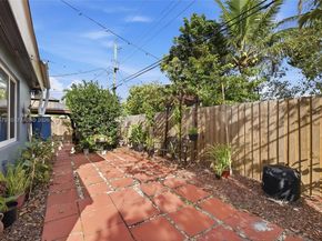 6215 SW 20th St, Miramar FL 33023