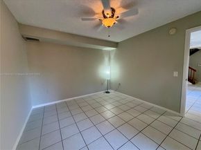 9143D SW 23rd St, Davie FL 33324