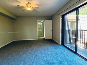 9143D SW 23rd St, Davie FL 33324