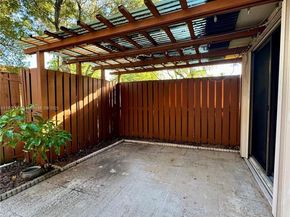 9143D SW 23rd St, Davie FL 33324