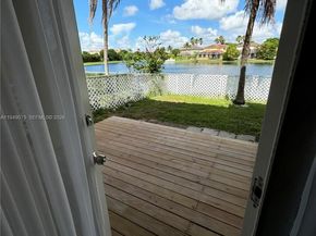 3523 SW 169th Ter, Miramar FL 33027