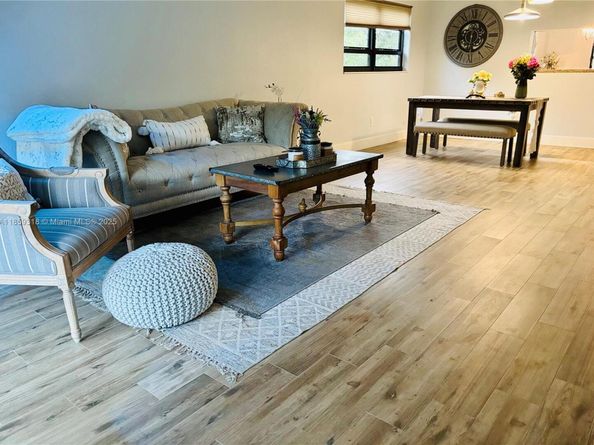 7515 NW 79th Ave 216, Tamarac FL 33321
