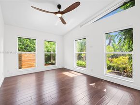 3001 Bayview Dr, Fort Lauderdale FL 33306