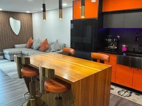 4550 NW 9th St 520E, Miami FL 33126