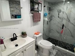 4550 NW 9th St 520E, Miami FL 33126