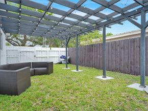 810 NE 182nd St, North Miami Beach FL 33162