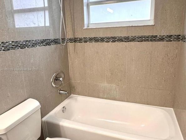 13701 Kendale Lakes Cir B111, Miami FL 33183