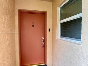 13701 Kendale Lakes Cir B111, Miami FL 33183