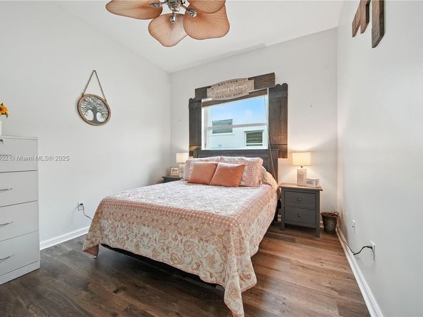 5034 SW 161st Ave, Miramar FL 33027
