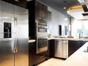 6436 NW 104th Ct, Doral FL 33178