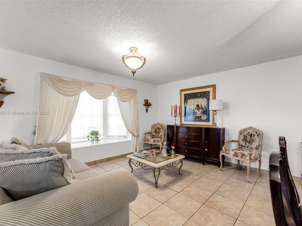 11060 SW 153rd Ct, Miami FL 33196