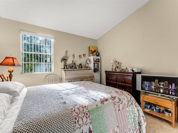 11060 SW 153rd Ct, Miami FL 33196