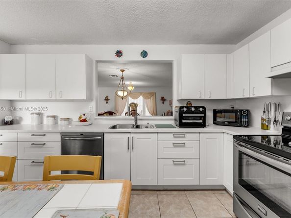11060 SW 153rd Ct, Miami FL 33196