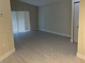 2811 N Oakland Forest Dr 309, Oakland Park FL 33309