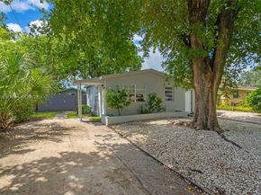 3380 NW 8th Pl, Lauderhill FL 33311