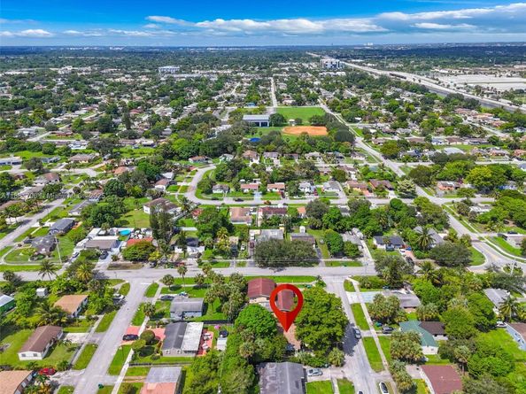 3380 NW 8th Pl, Lauderhill FL 33311