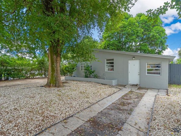 3380 NW 8th Pl, Lauderhill FL 33311