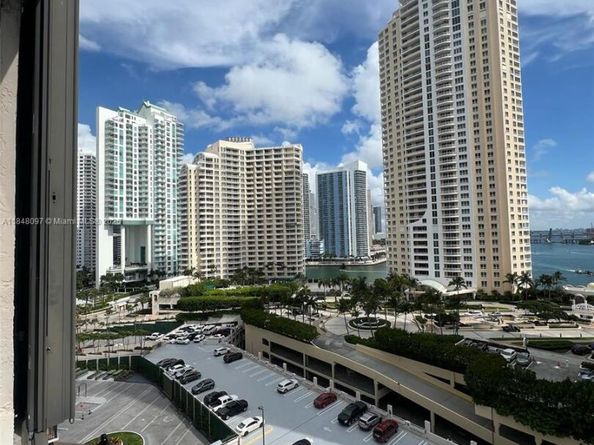 540 Brickell Key Dr 1524, Miami FL 33131
