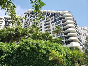 540 Brickell Key Dr 1524, Miami FL 33131