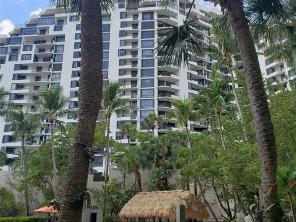 540 Brickell Key Dr 1524, Miami FL 33131